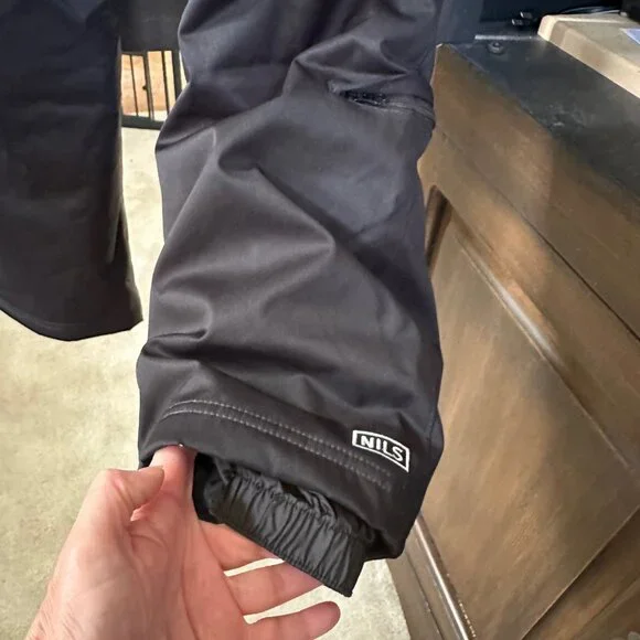 Ski/Board Snow Pants - Picture 8 of 9